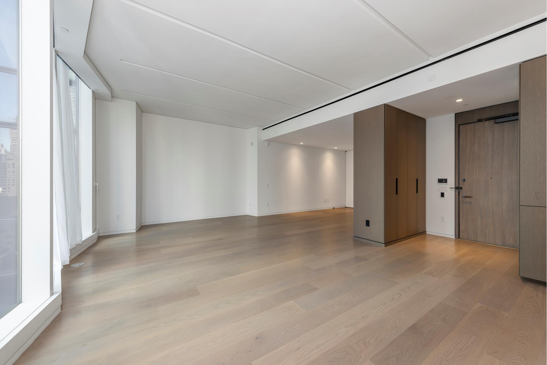 100 E 53RD Street 20B