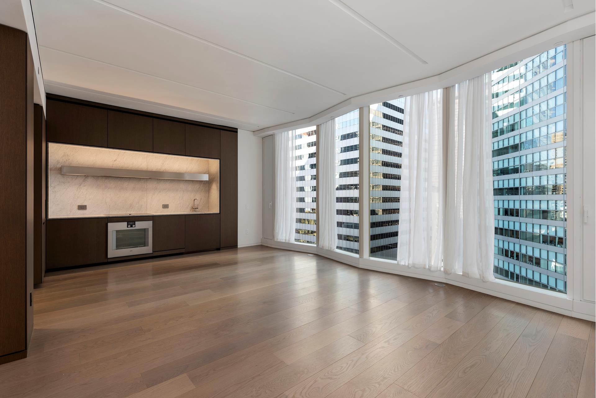 100 E 53RD Street 20B
