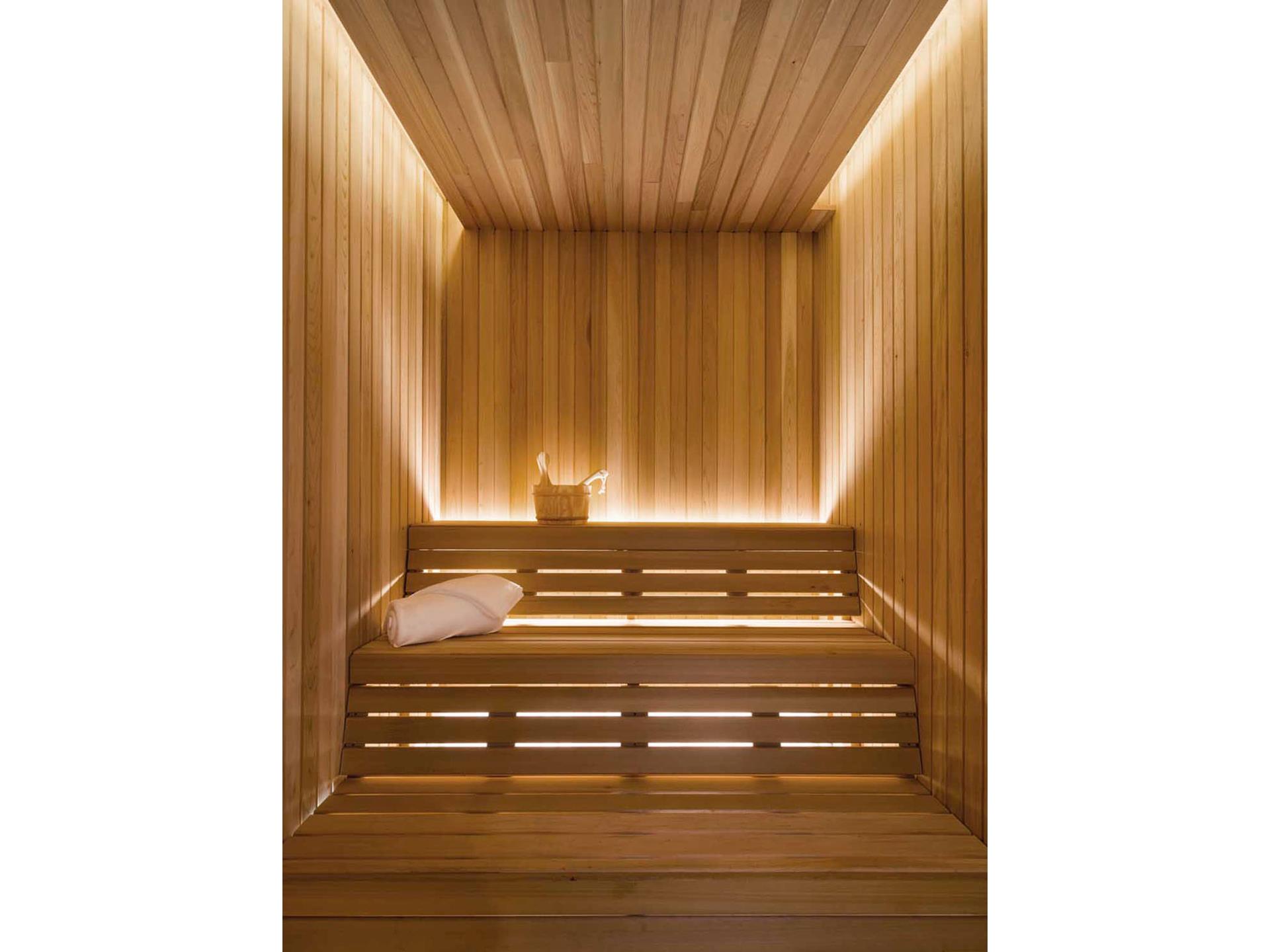 100 E 53RD Street 20B