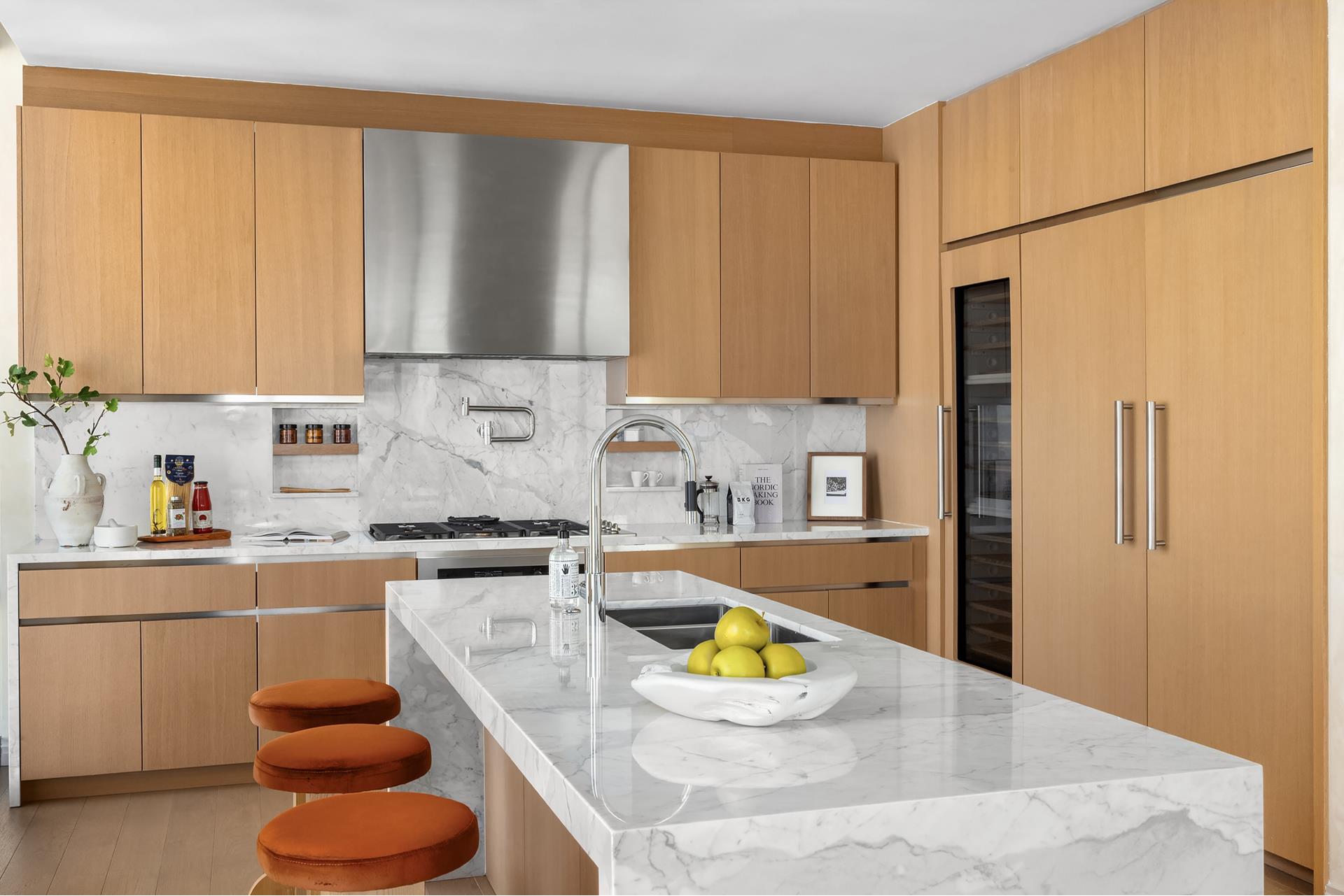 277 5TH Avenue PH53