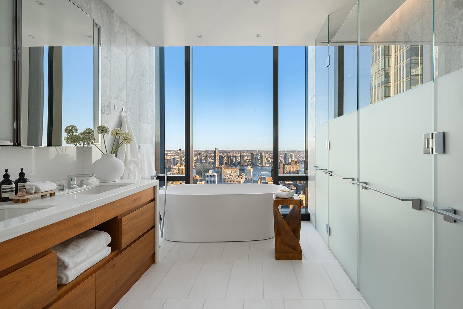 277 5TH Avenue PH55