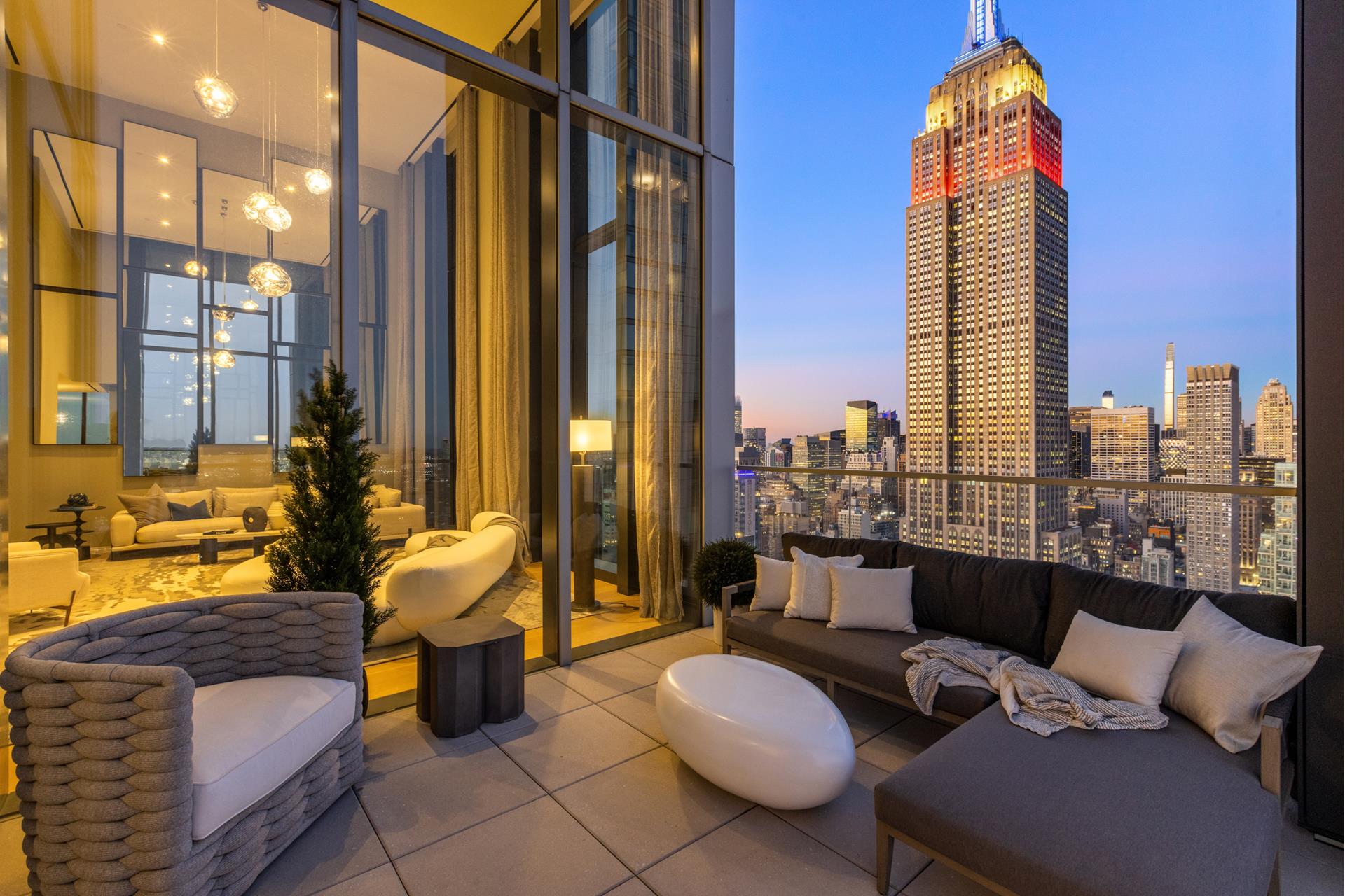 277 5TH Avenue PH55