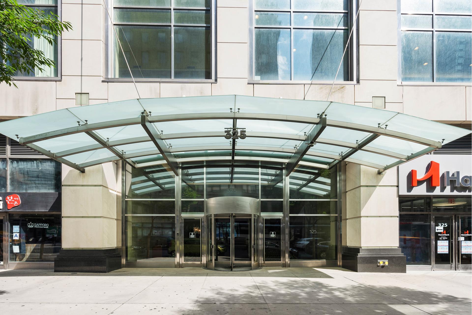 325 5TH Avenue 27E