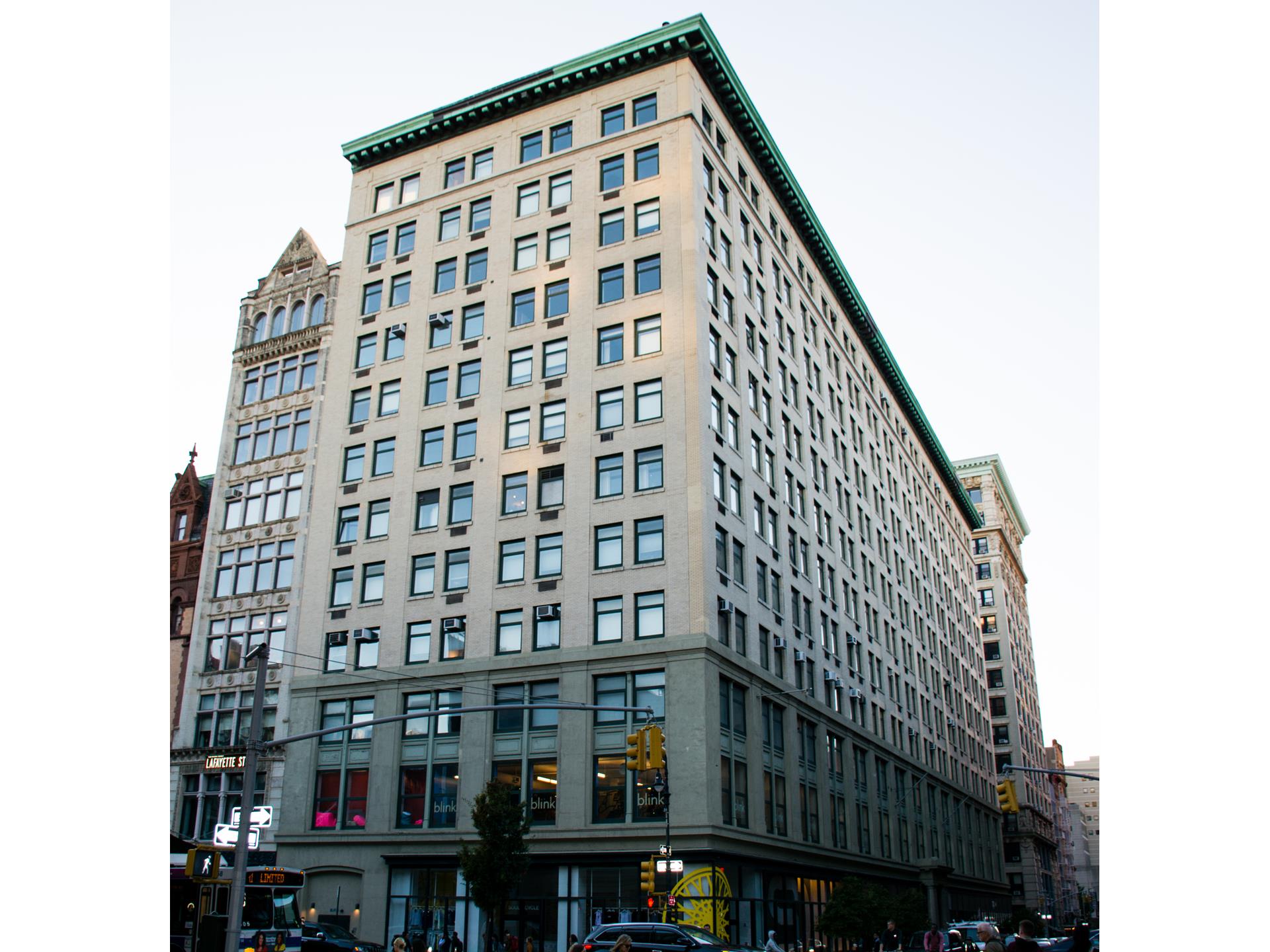 14 E 4TH Street 1111