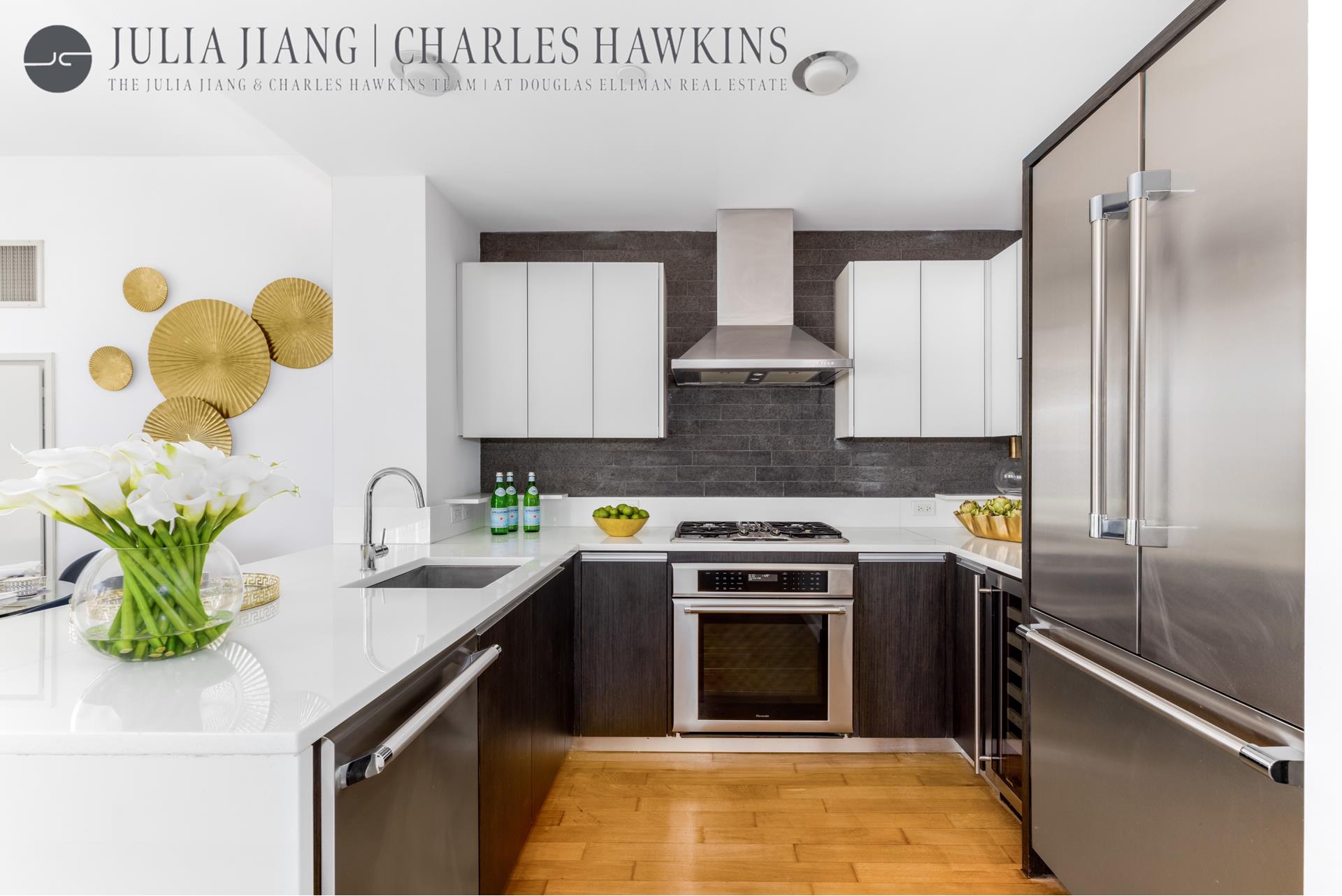 247 W 46TH Street 2202