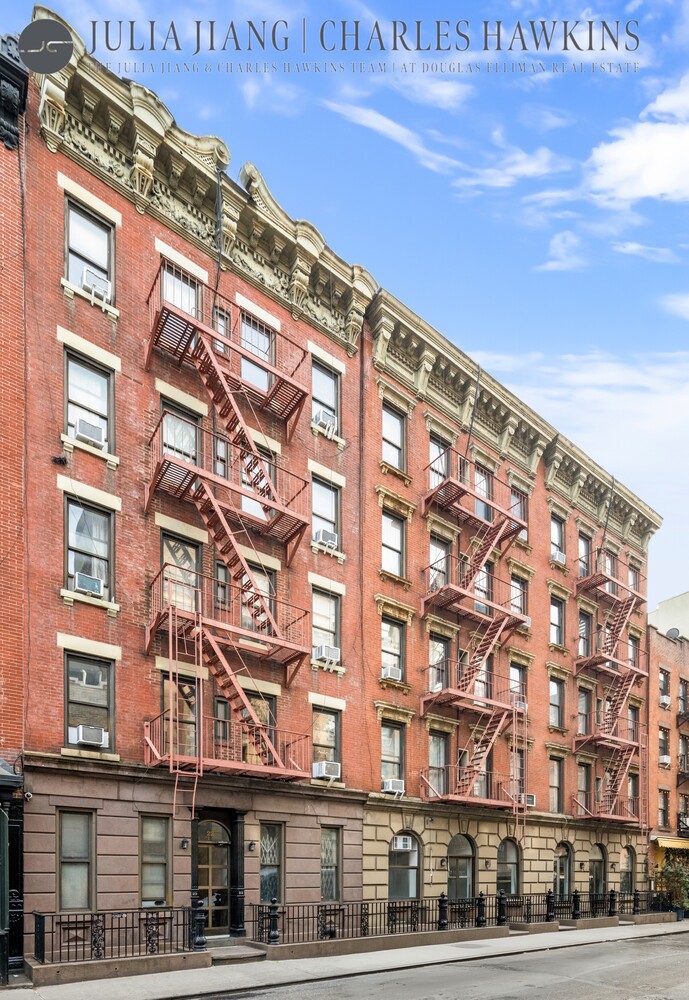 24 CORNELIA Street 2