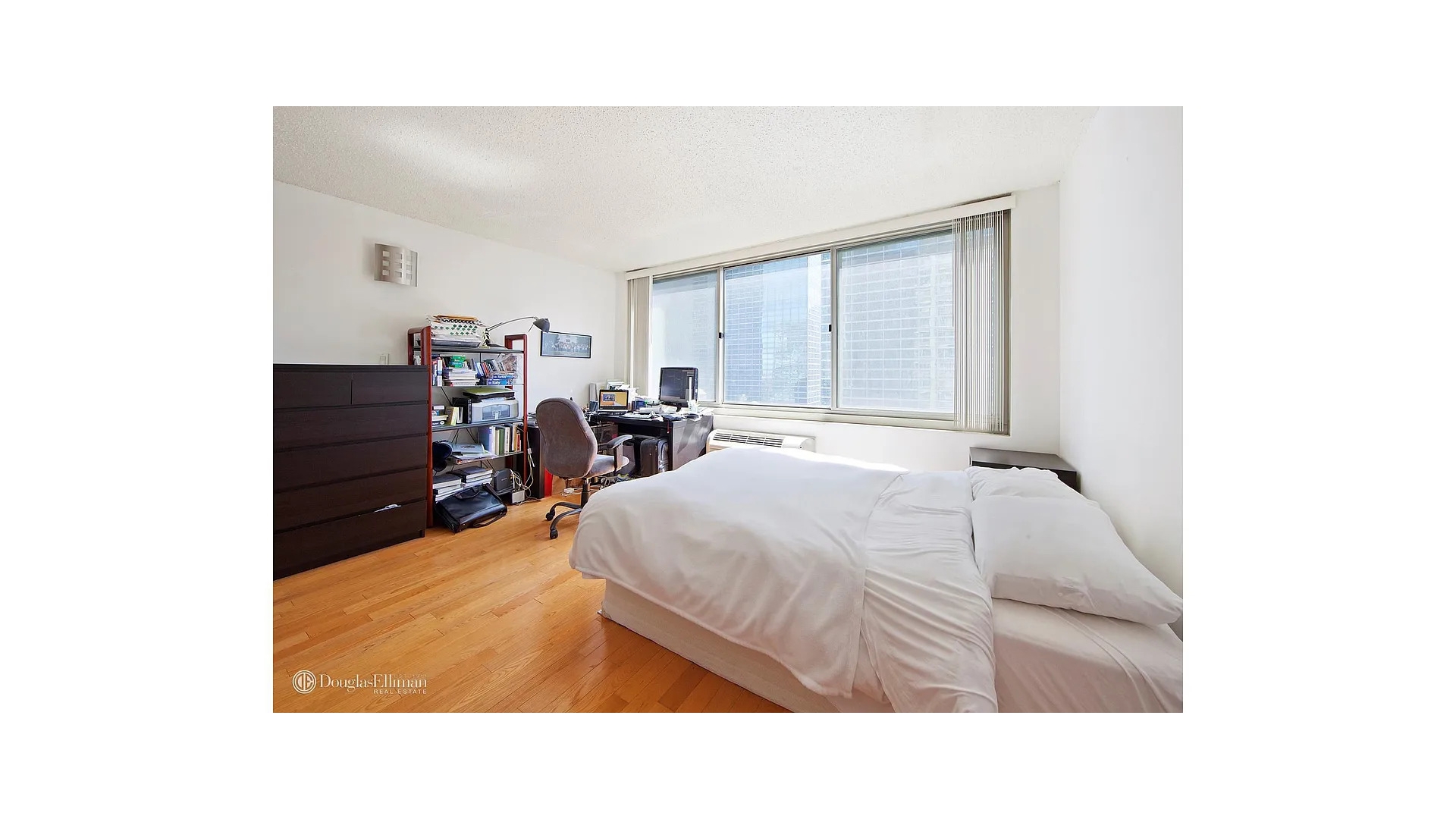 333 E 45TH Street 25A