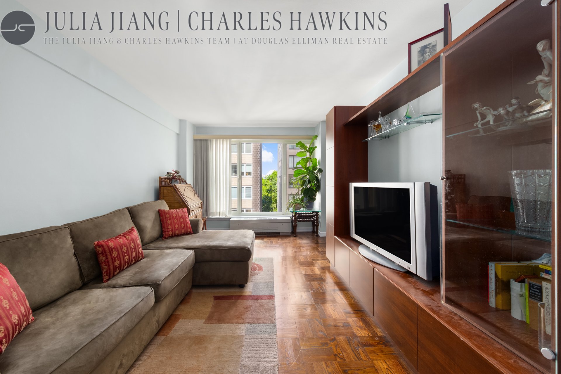 200 CENTRAL Park S 8R