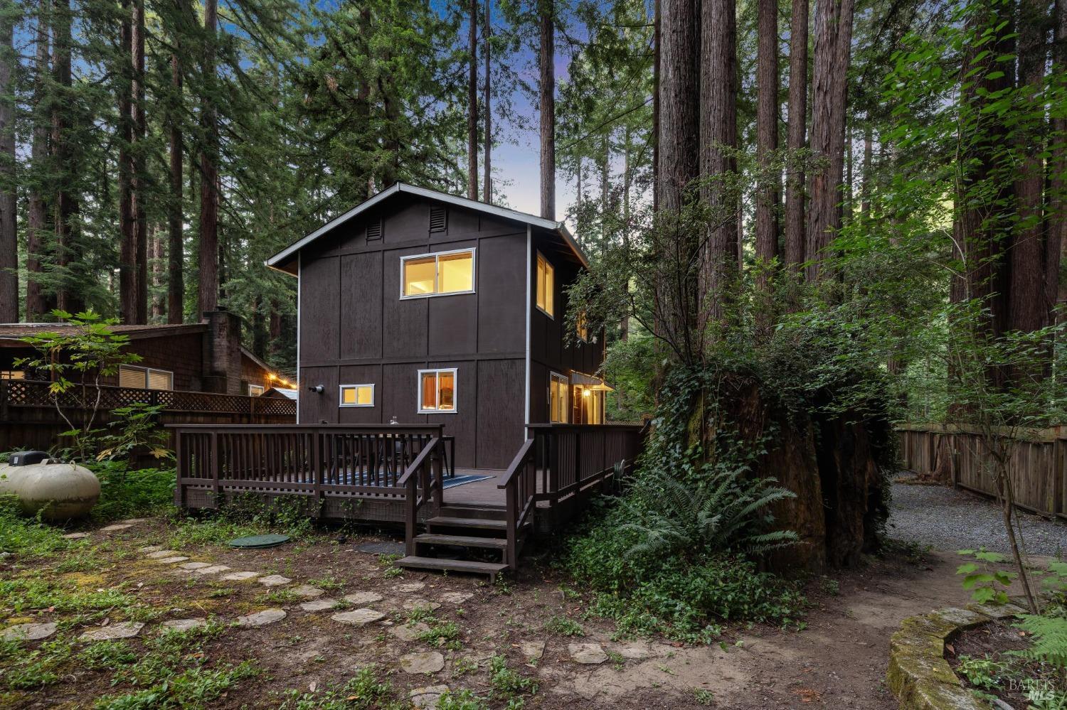 3585 Cazadero Hwy