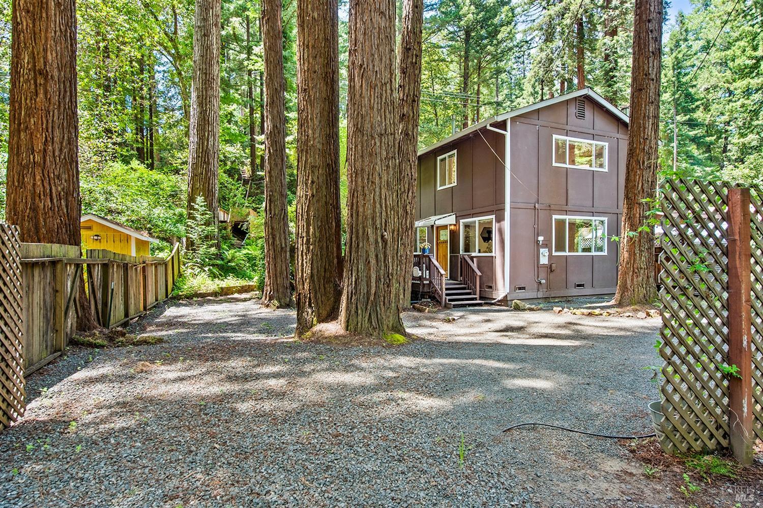 3585 Cazadero Hwy