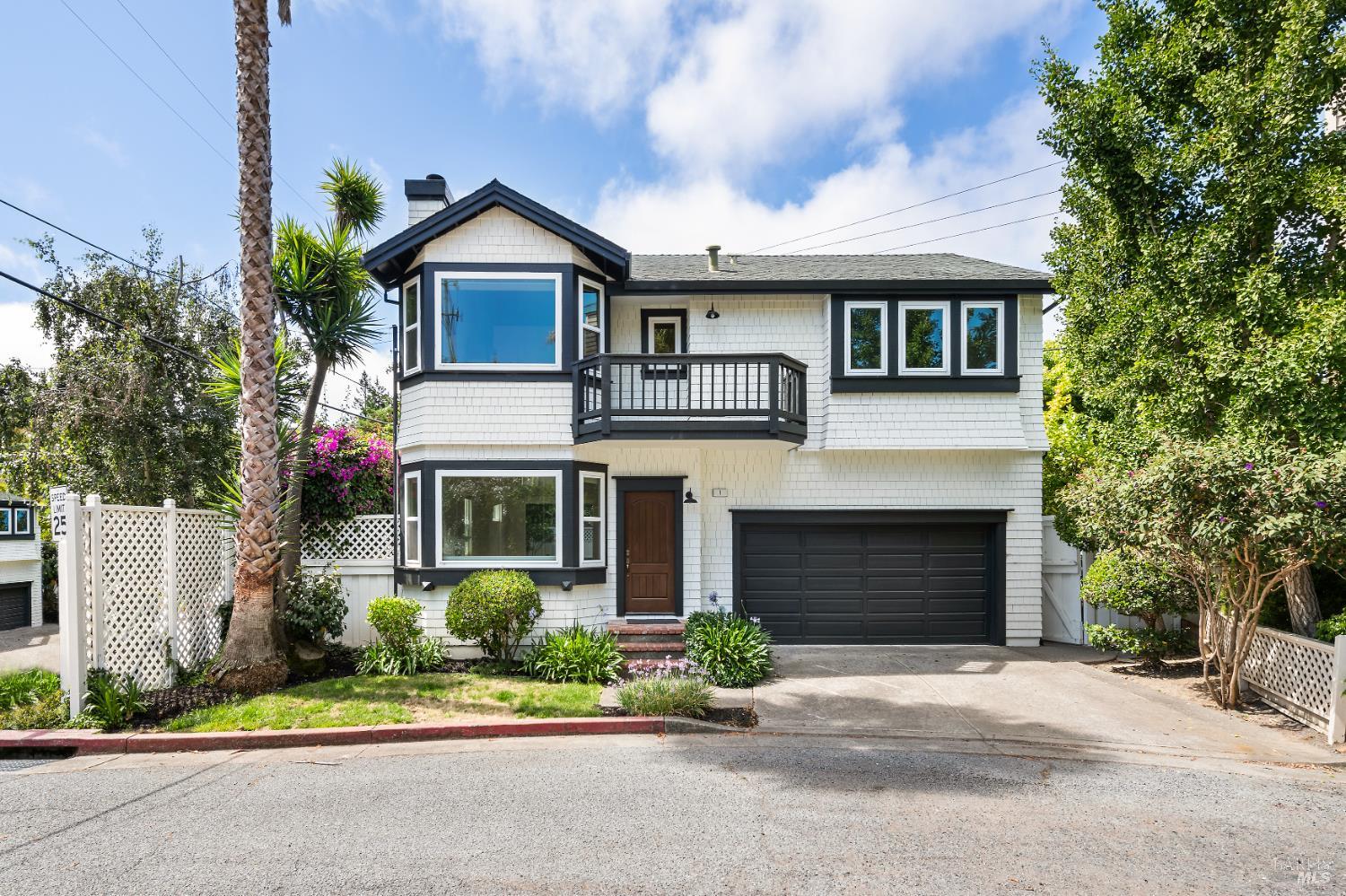 1 Courtney Ln