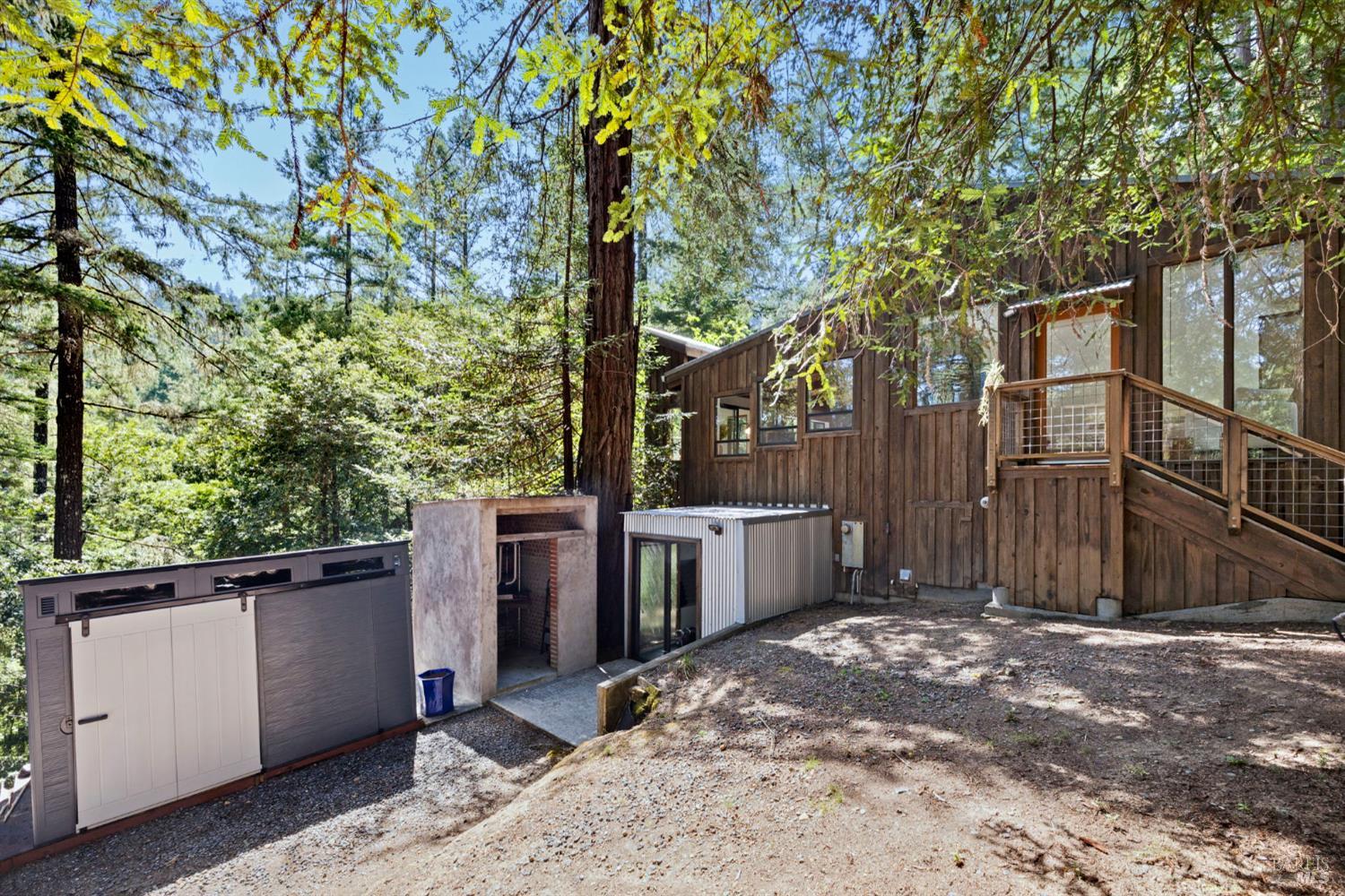 16798 Armstrong Woods Road