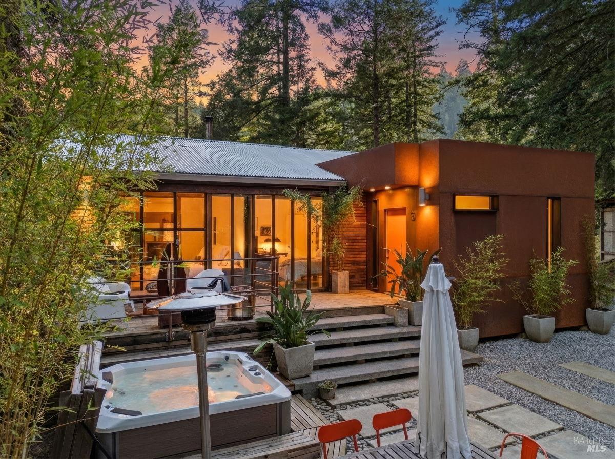 16798 Armstrong Woods Road