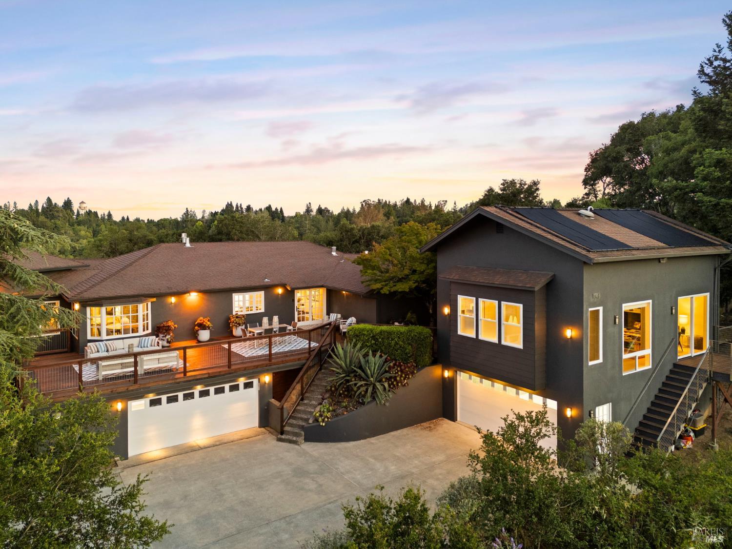 2563 Laguna Road