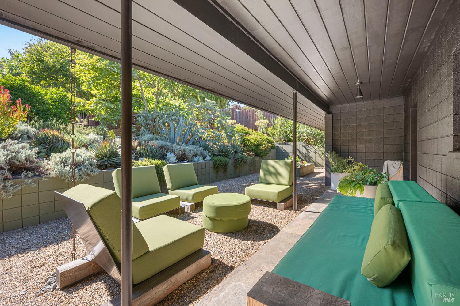 7480 Poplar Drive