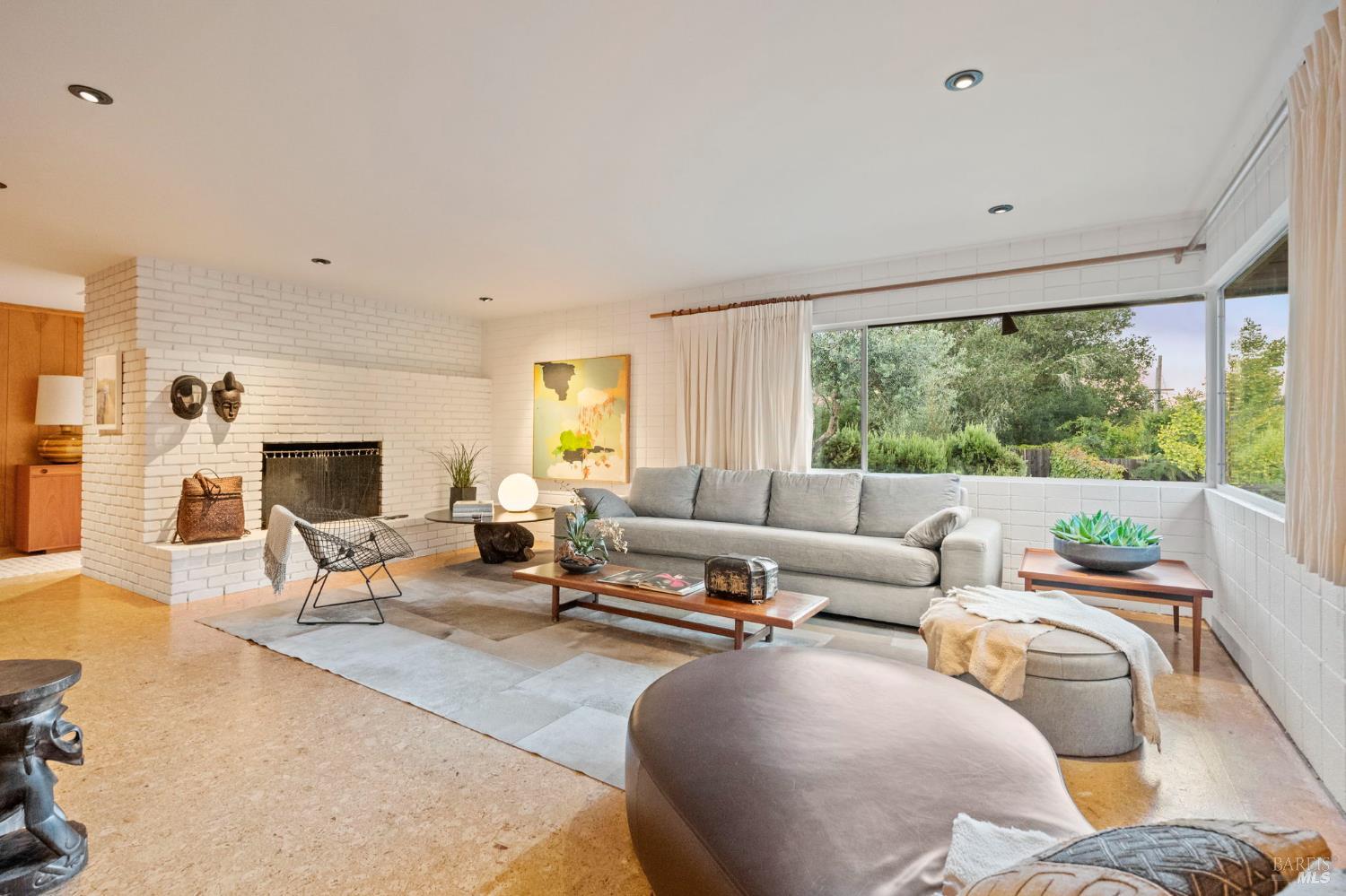 7480 Poplar Drive