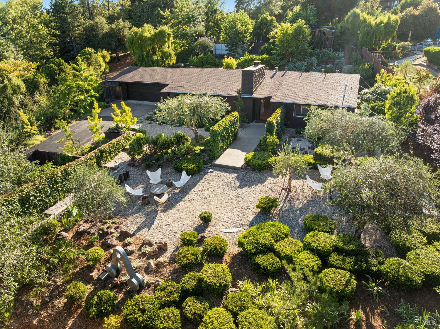 7480 Poplar Drive