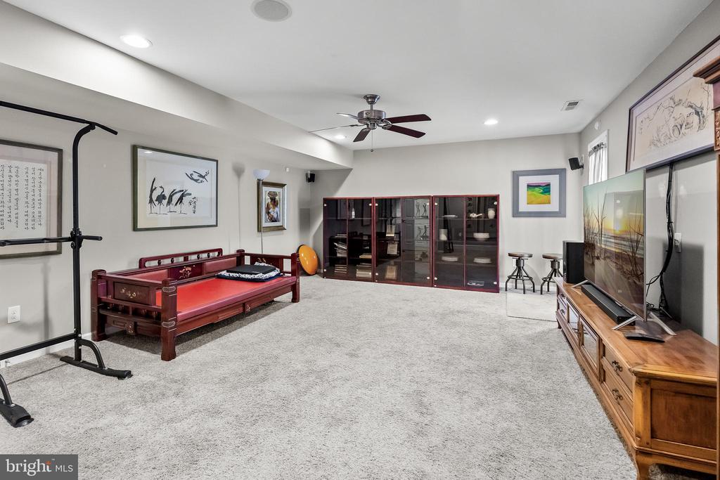 129 HELEN DRIVE