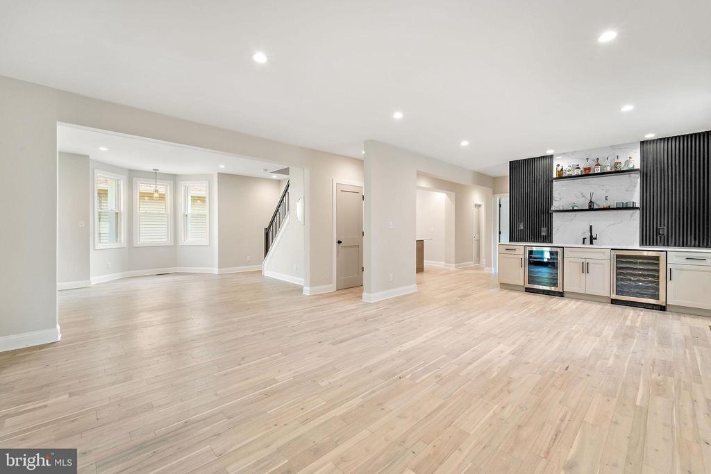 404 CATTELL AVENUE