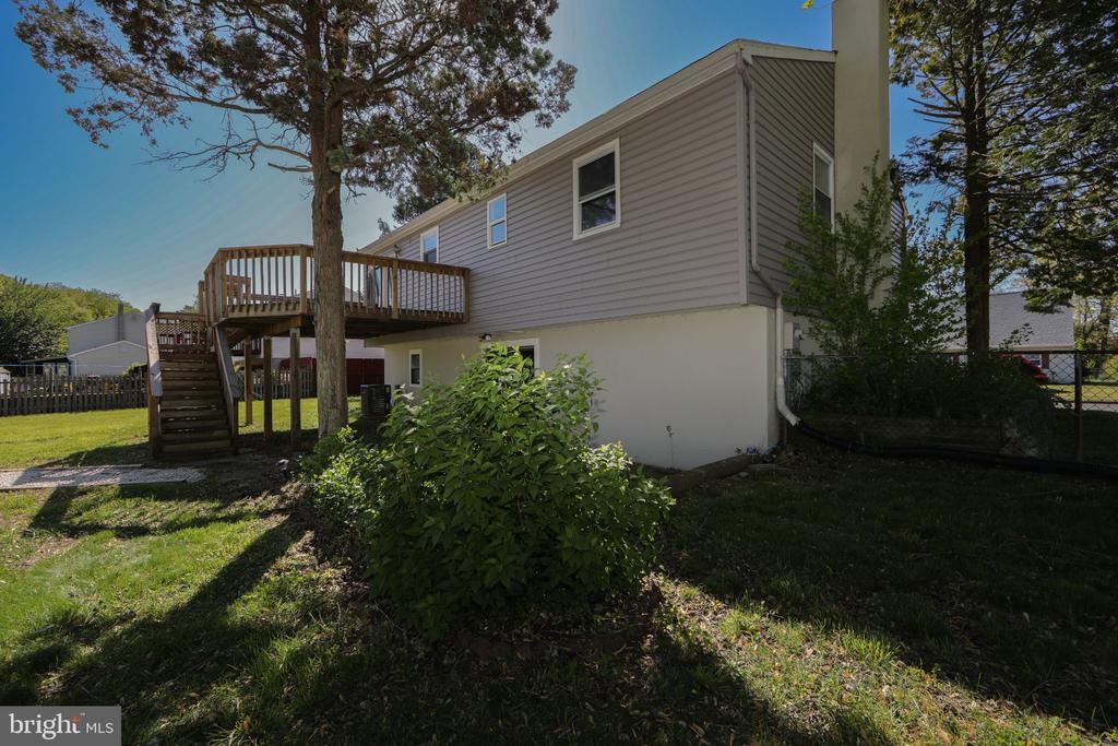 13 SPRING HOLLOW DRIVE