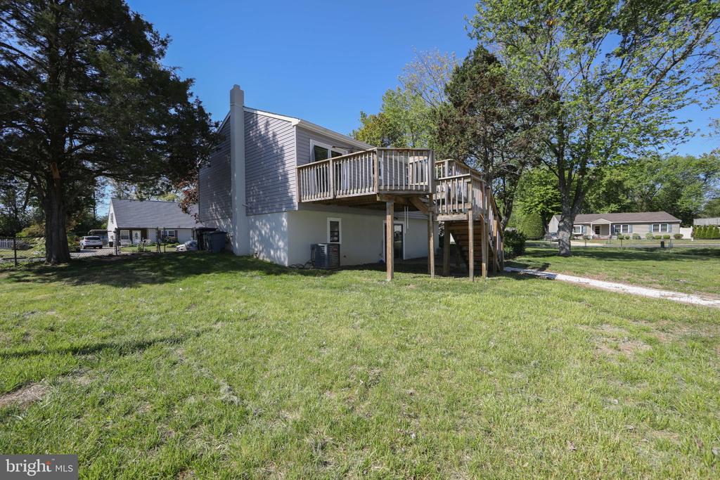 13 SPRING HOLLOW DRIVE