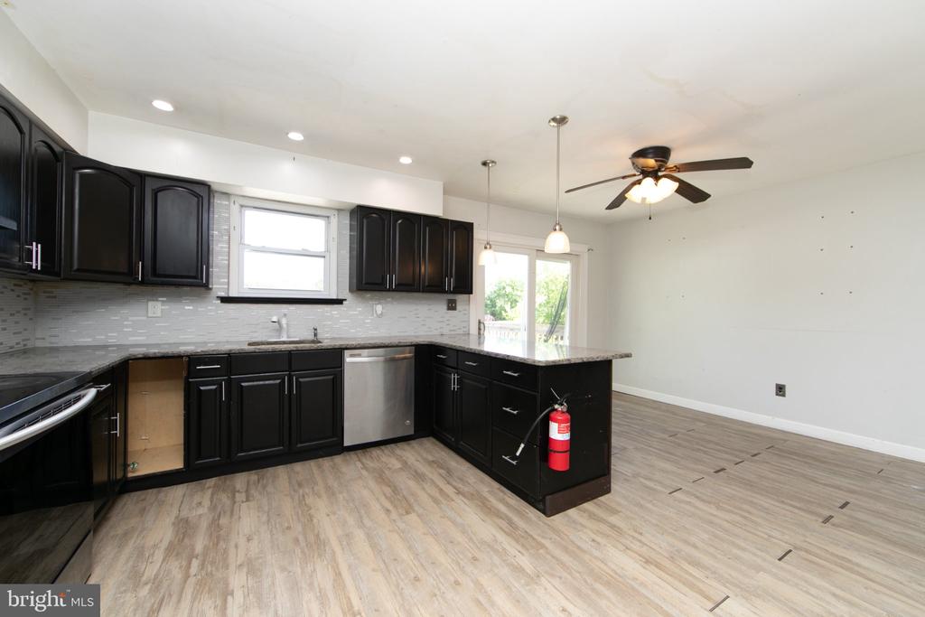 13 SPRING HOLLOW DRIVE