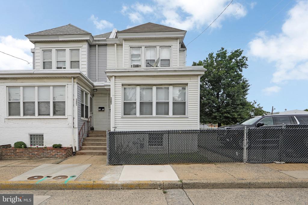 3403 RIVER ROAD