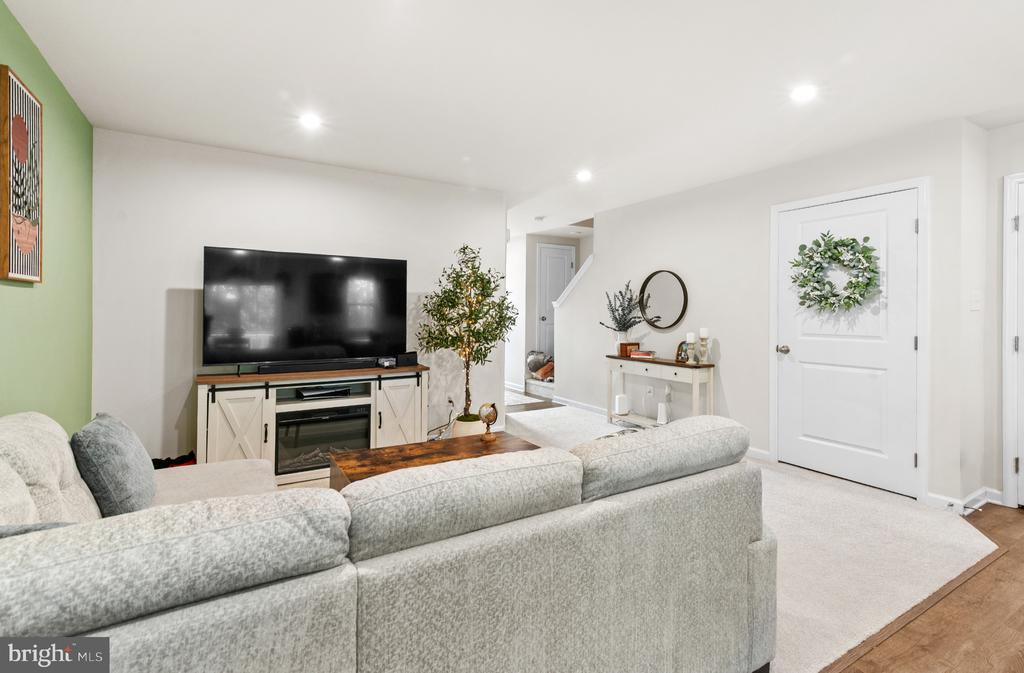 55 SOUTHWIND DRIVE
