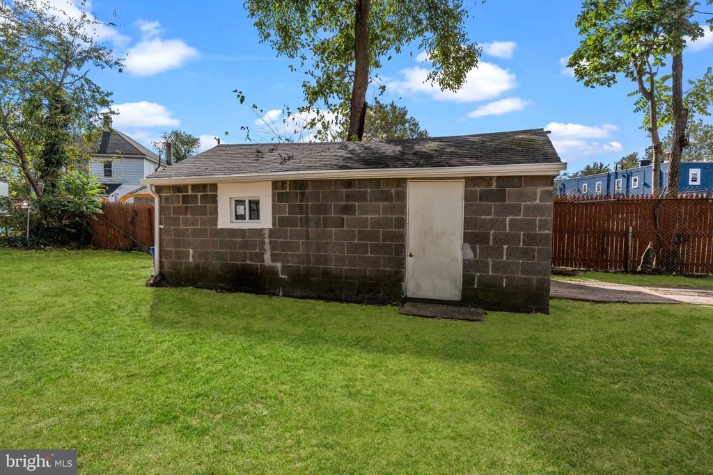 1043 PENN LINE ROAD