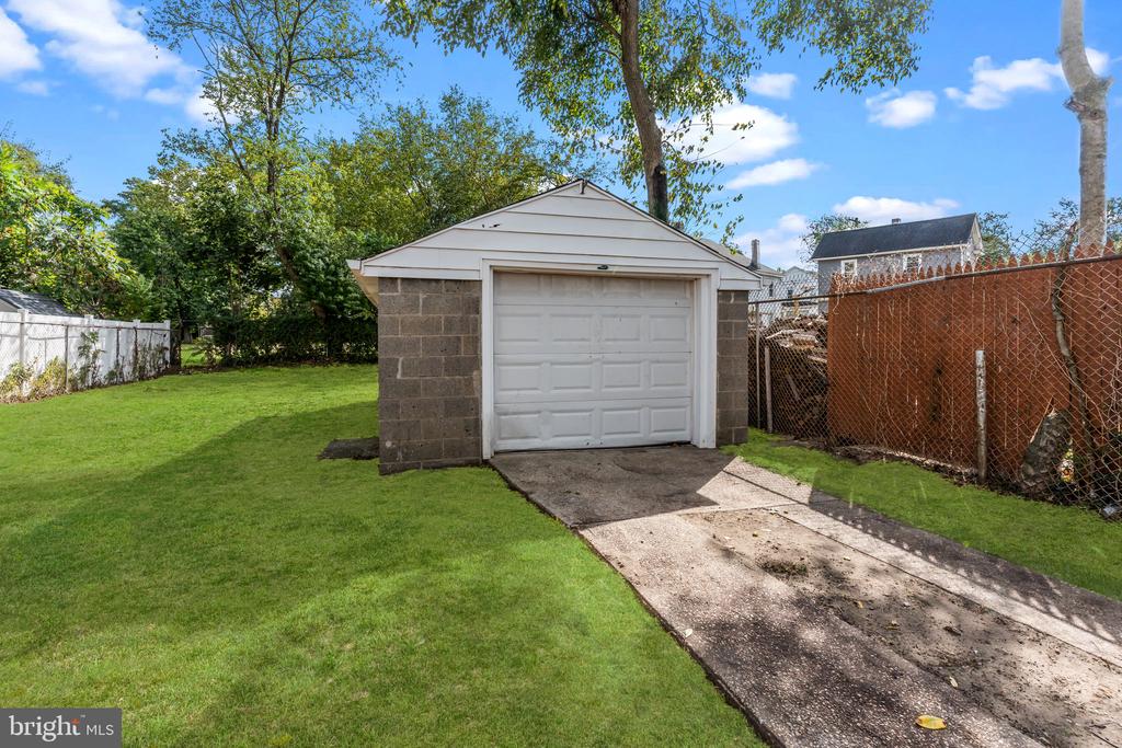 1043 PENN LINE ROAD