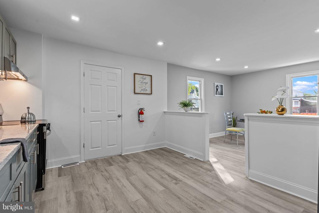 1043 PENN LINE ROAD