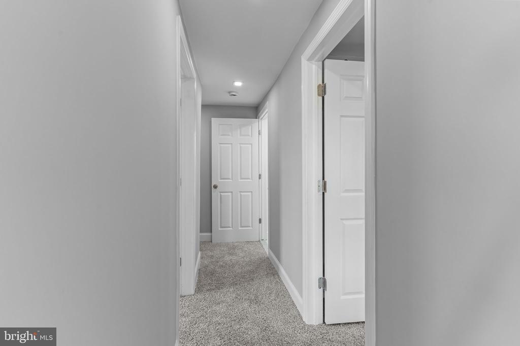 1043 PENN LINE ROAD