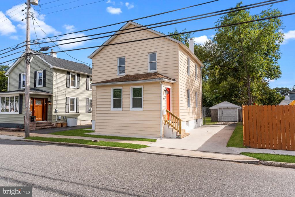 1043 PENN LINE ROAD
