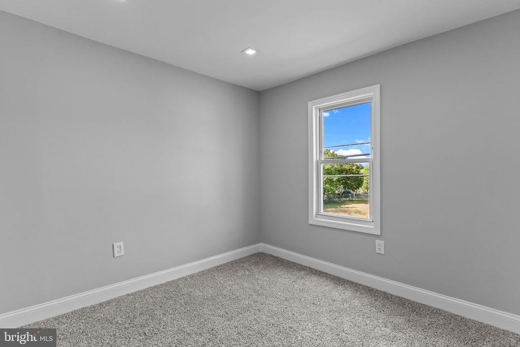 1043 PENN LINE ROAD