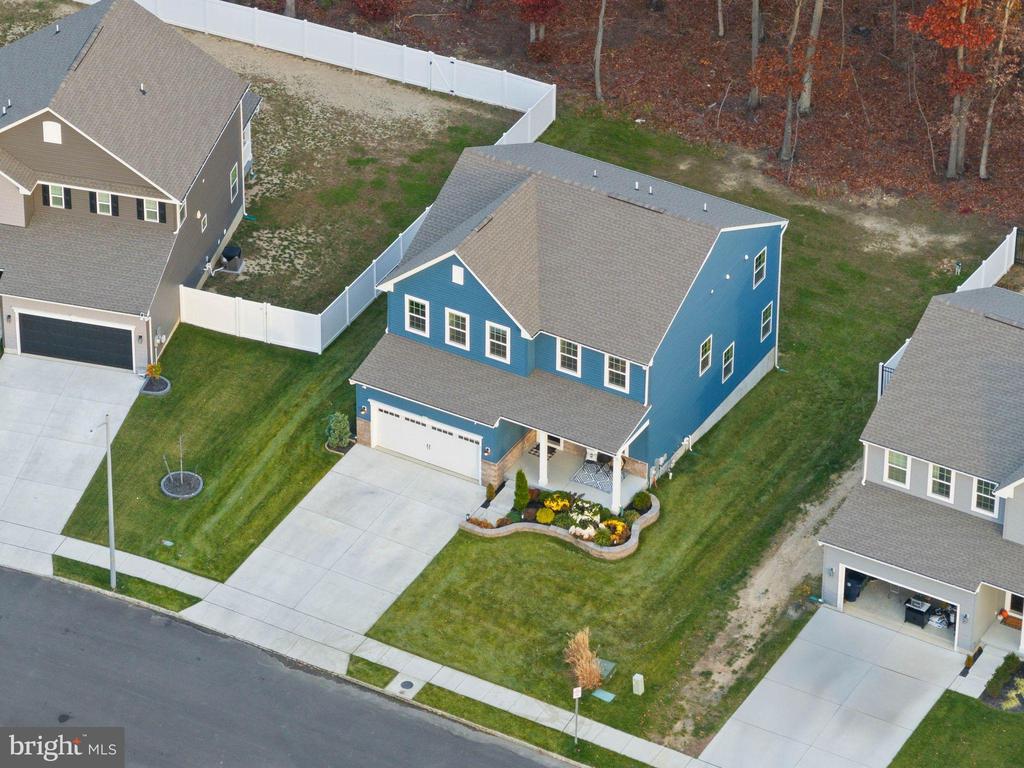 85 PRESLEY WAY