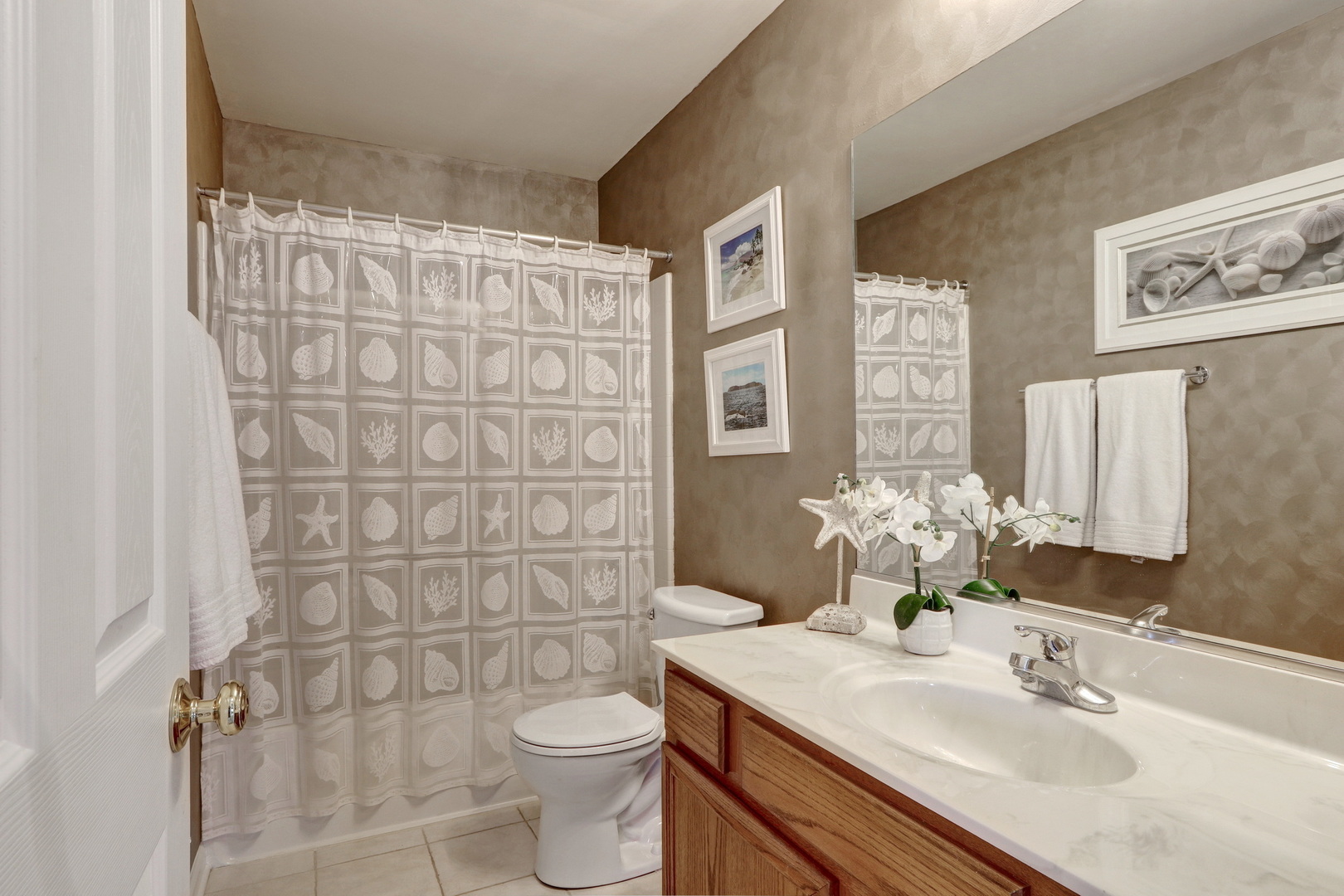 6306 Burr Oaks Court Unit: 6306
