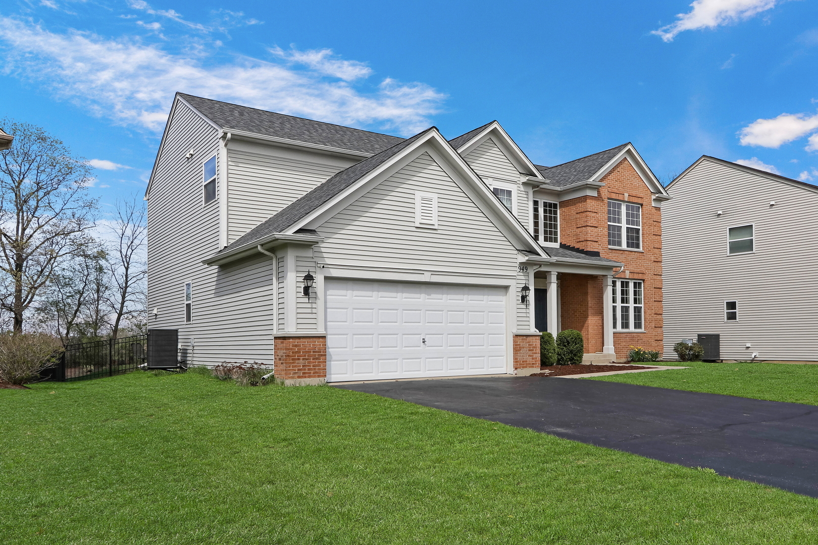 949 Water Thrush Court