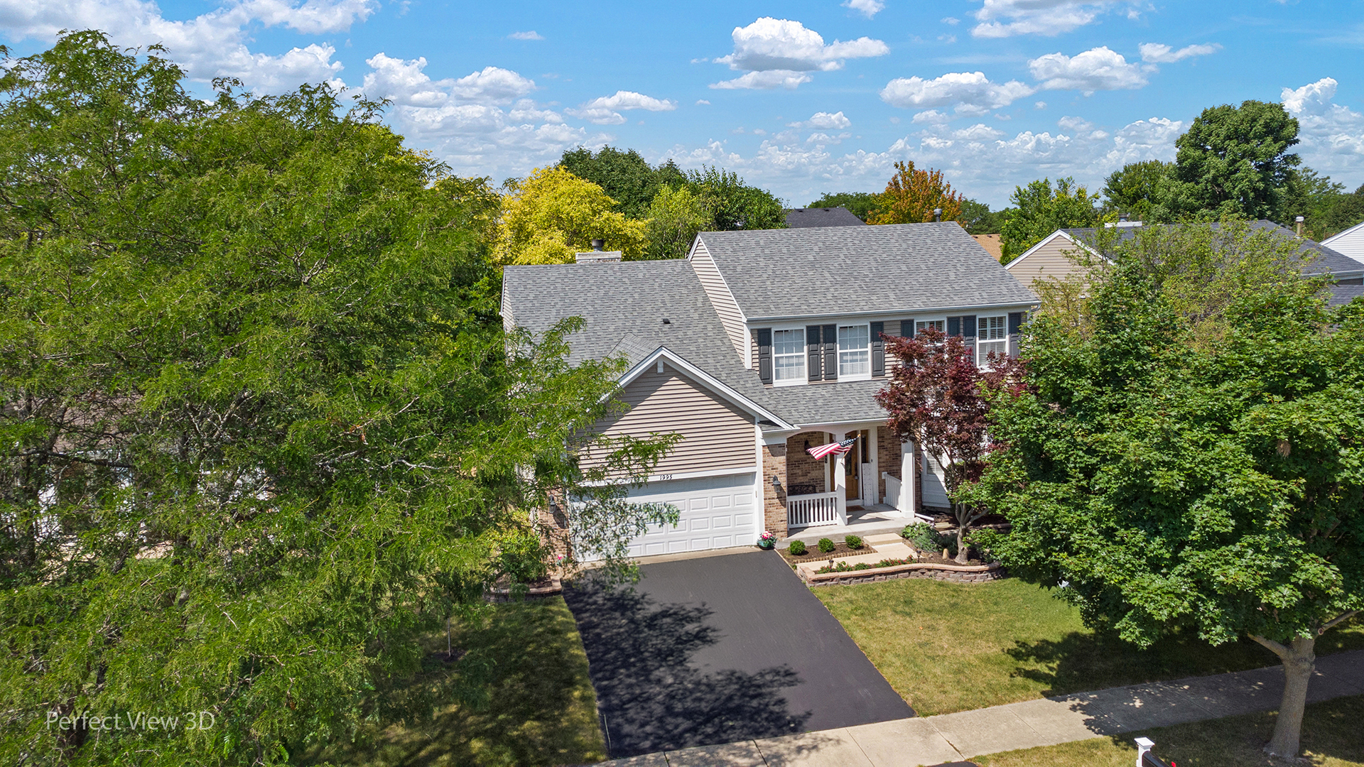 1995 Lyndhurst Lane