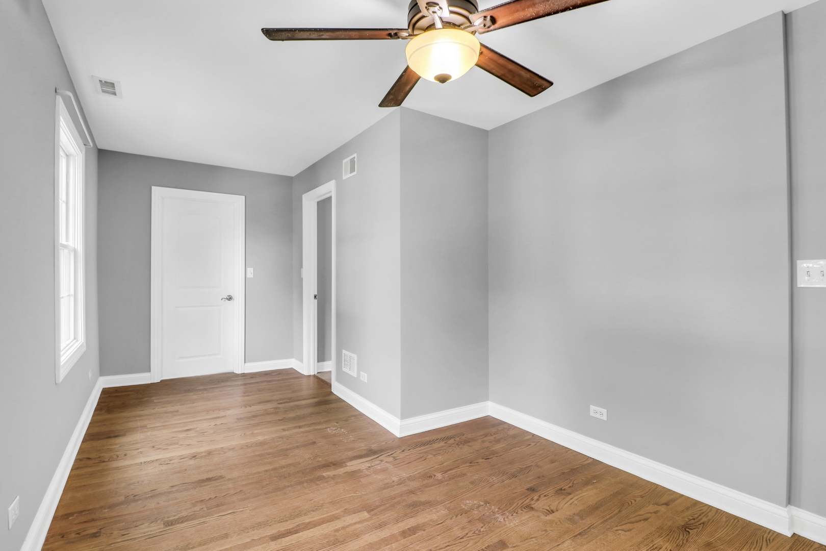 3004 Emmaus Avenue