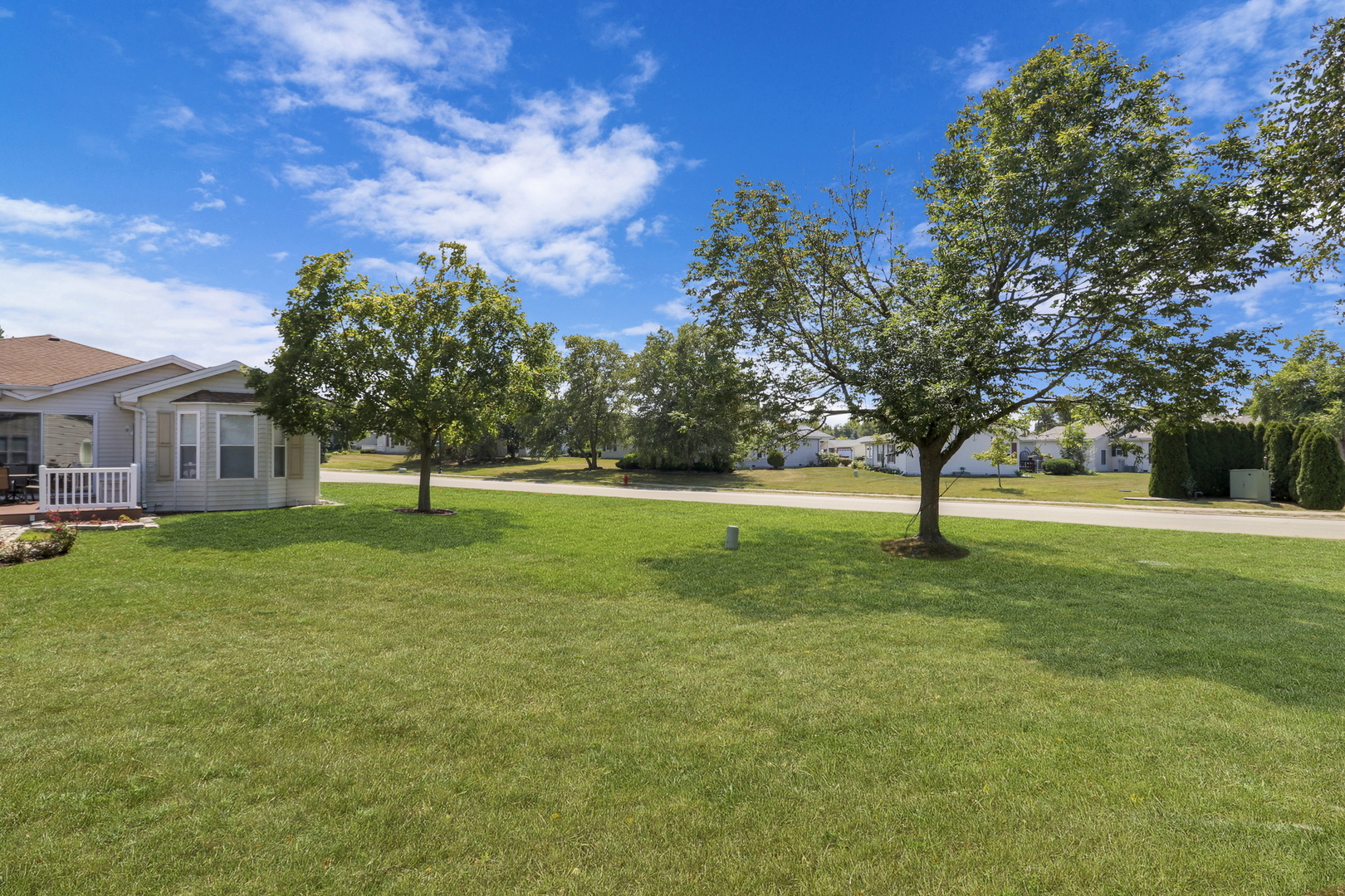 3811 Fox Hunt Way