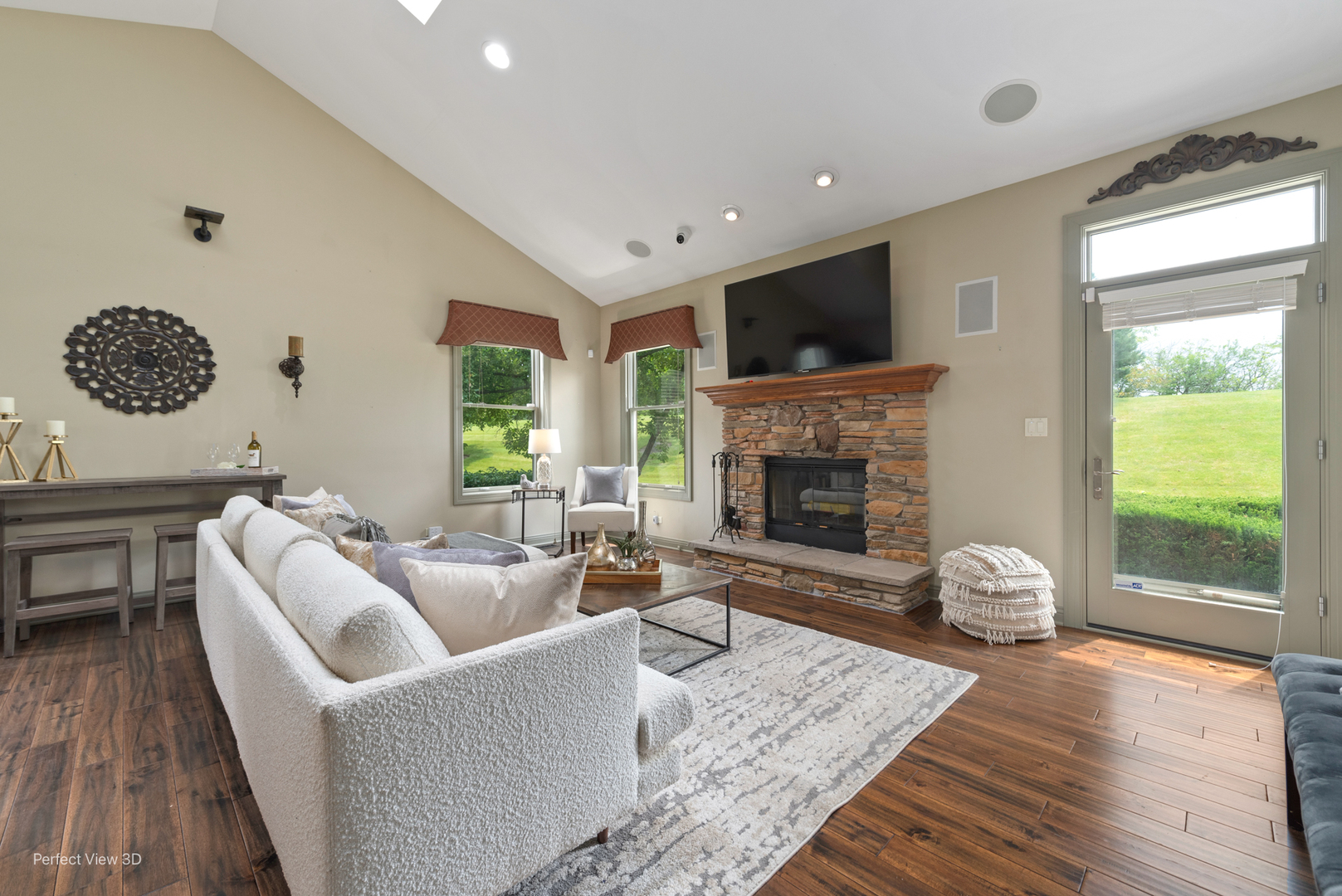 1008 Inverness Drive