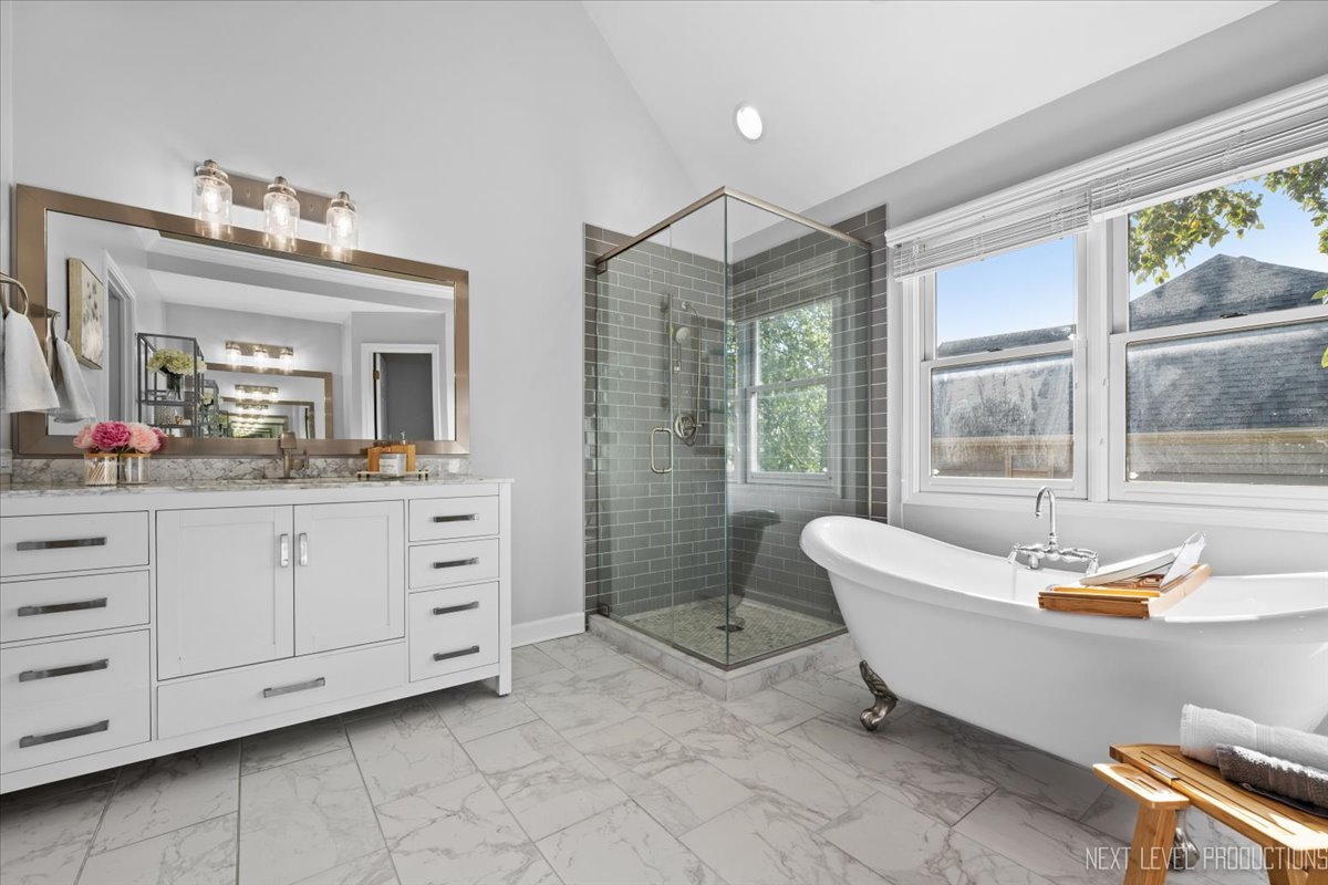2236 Red Maple Lane