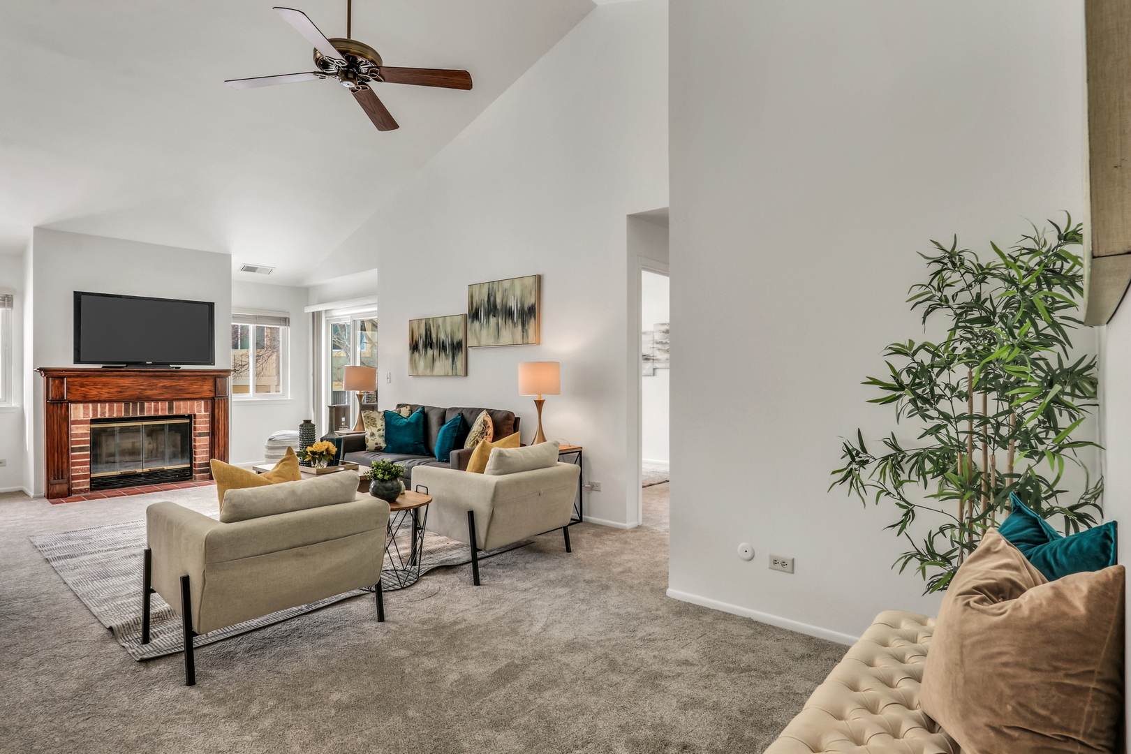 1147 Auburn Lane Unit: 1147