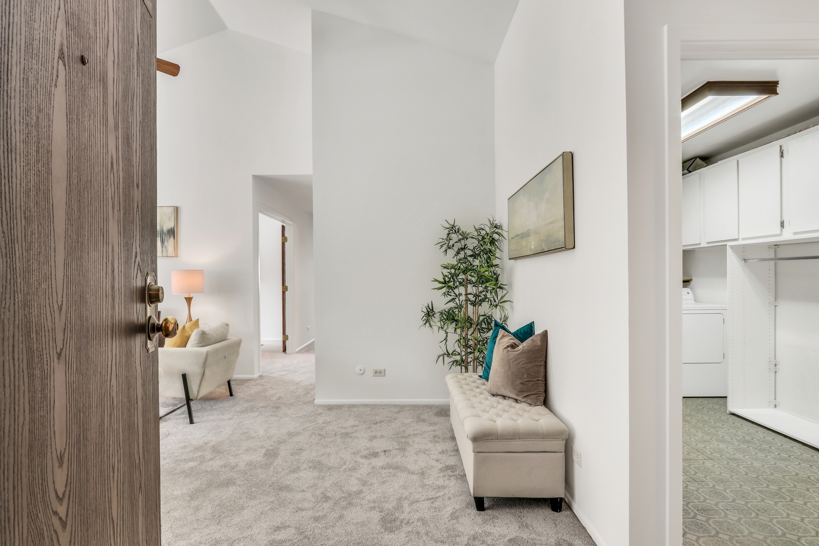 1147 Auburn Lane Unit: 1147
