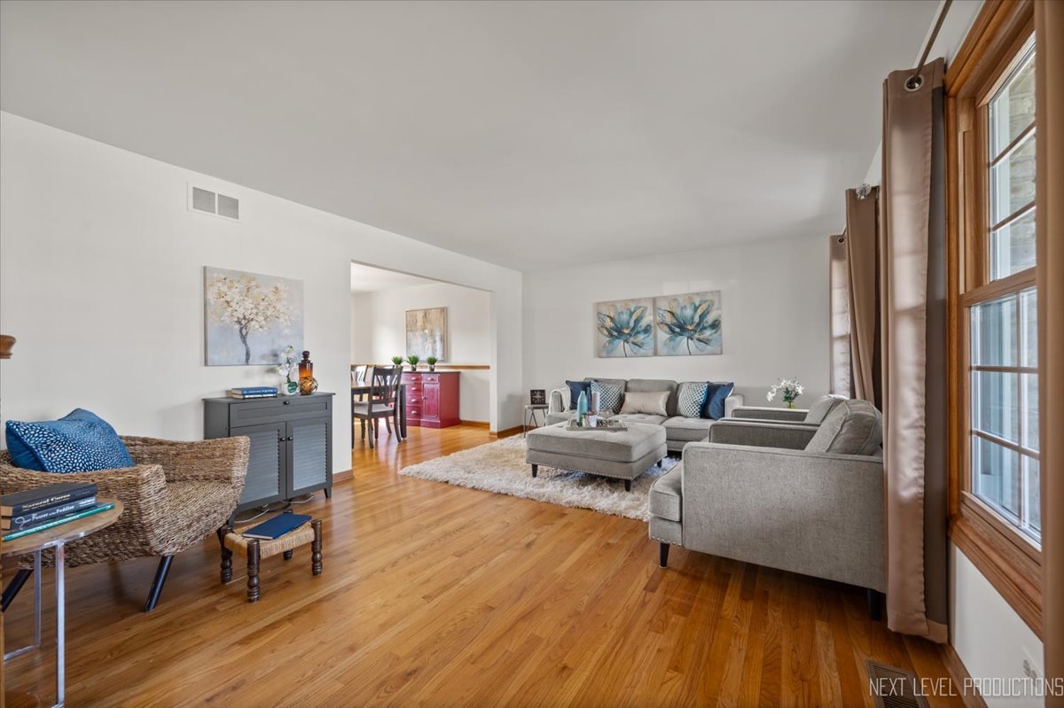 1305 Hastings Road