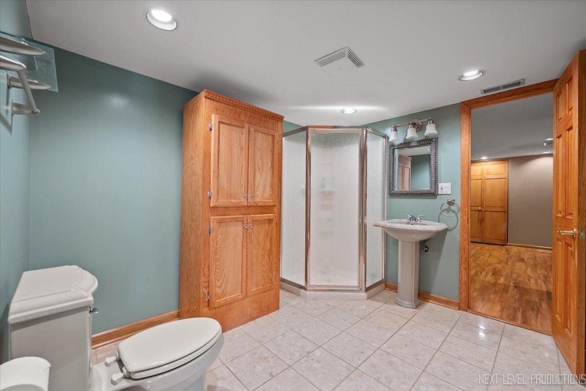 1305 Hastings Road
