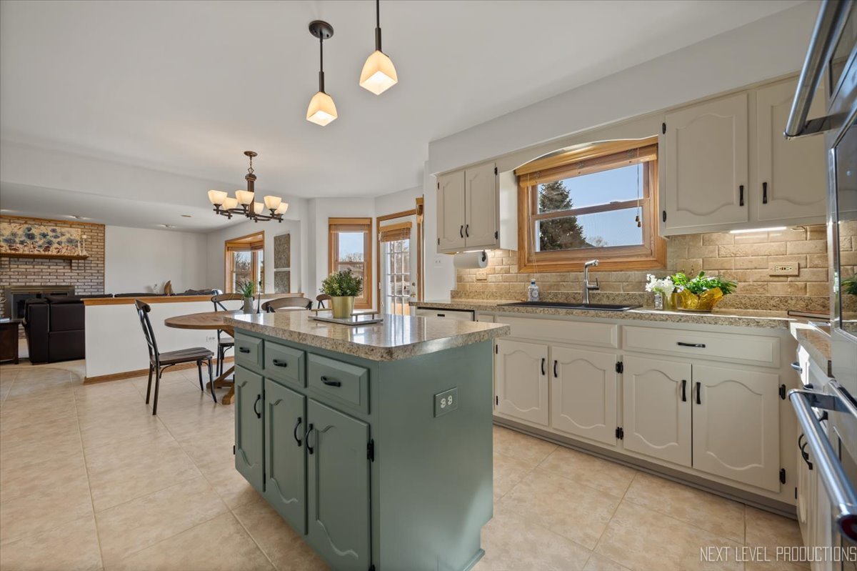 1305 Hastings Road