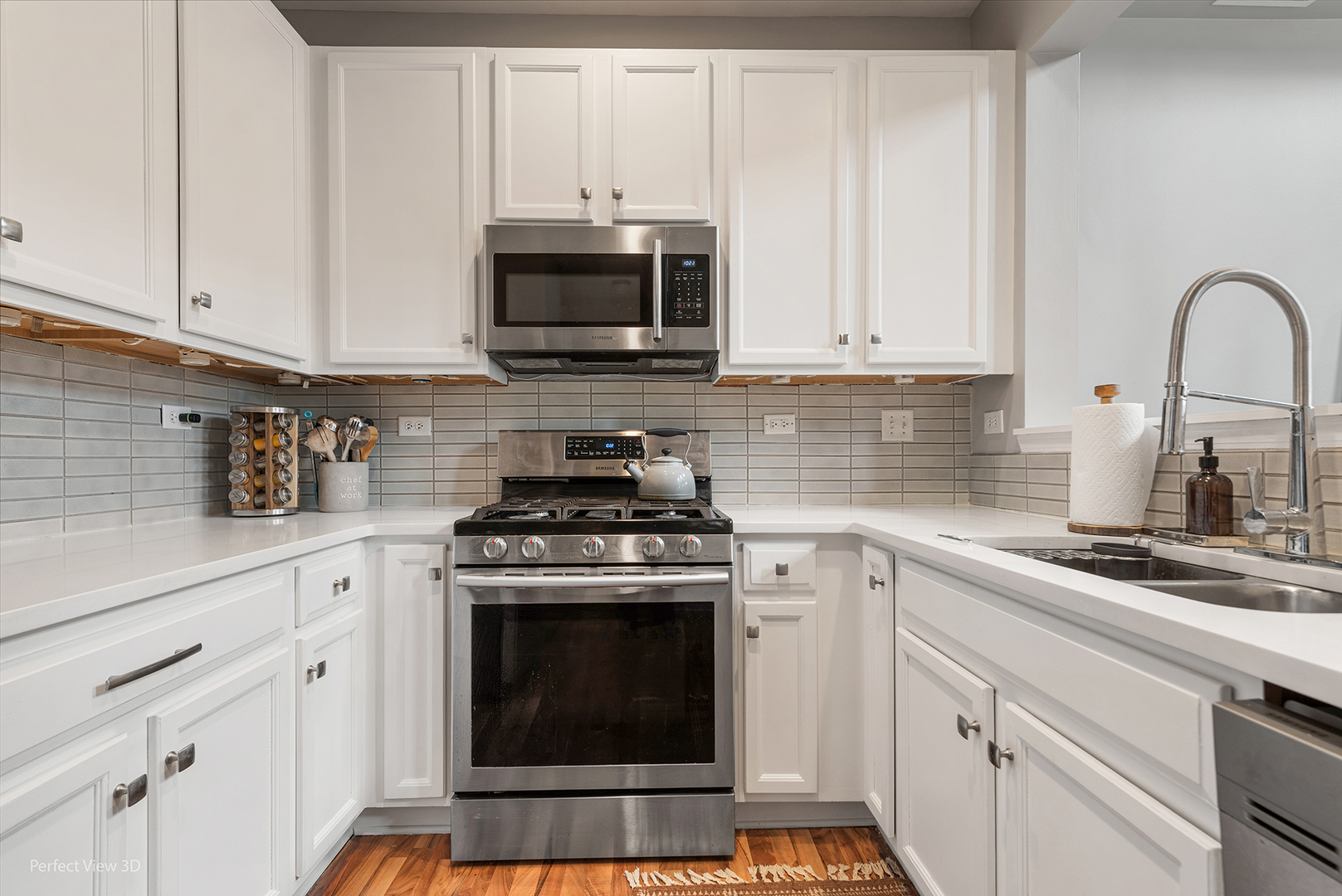 2649 Hillsboro Boulevard