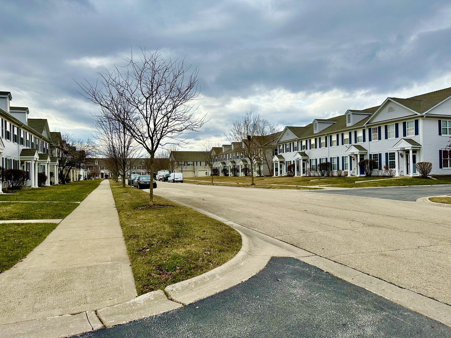 2649 Hillsboro Boulevard