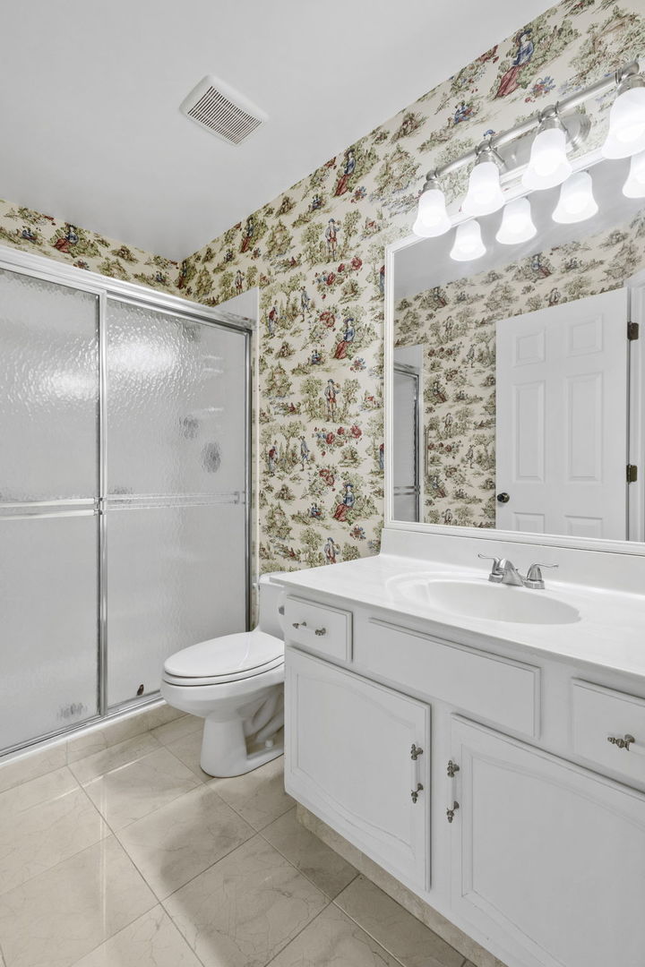 1406 Aldgate Court Unit: D2
